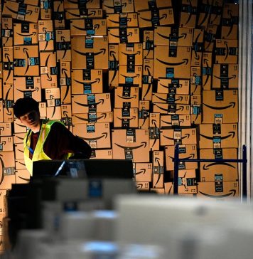 Is Amazon Stock a Buy After Stores Set to Close?