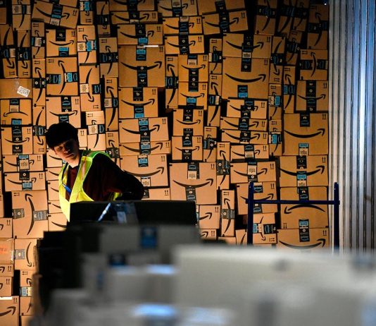 Is Amazon Stock a Buy After Stores Set to Close?