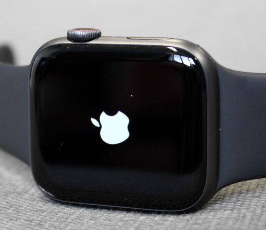 When and How to Restart Apple Watch?