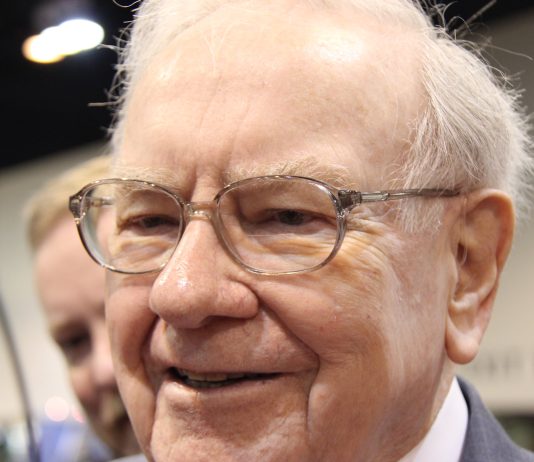 Reasons to Consider Buying Berkshire Hathaway