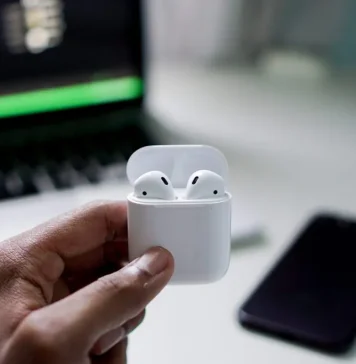 From Bluetooth to New Tooth: A Look at Bluetooth 4.0