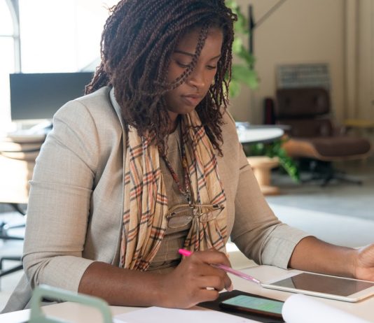 Tips to Kickstart a Profitable Copywriting Business