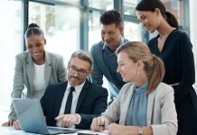 Is There Any Trust Between Corporate and IT Departments?