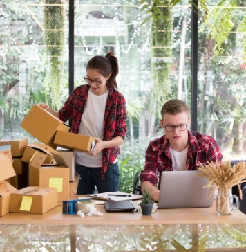 How to Successfully Start a Small eCommerce Business