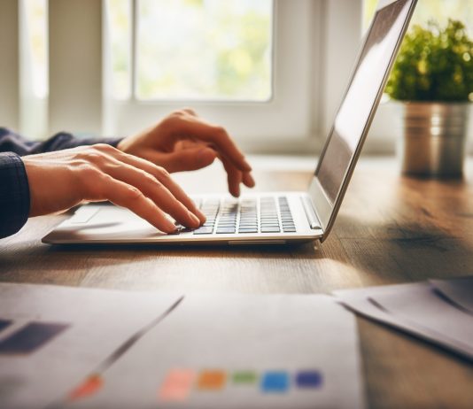 Secrets to Selling Intangible Goods and Services