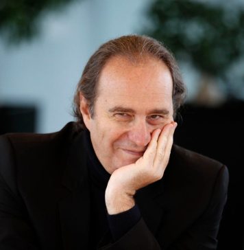 Xavier Niel: Founder and Deputy Chairman of Iliad